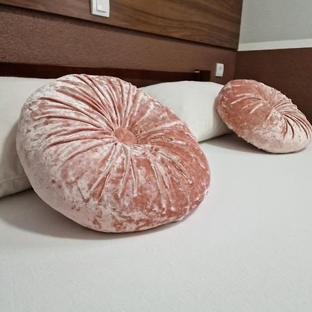 Hotel Djerdan Kraljevo Kültér fotó