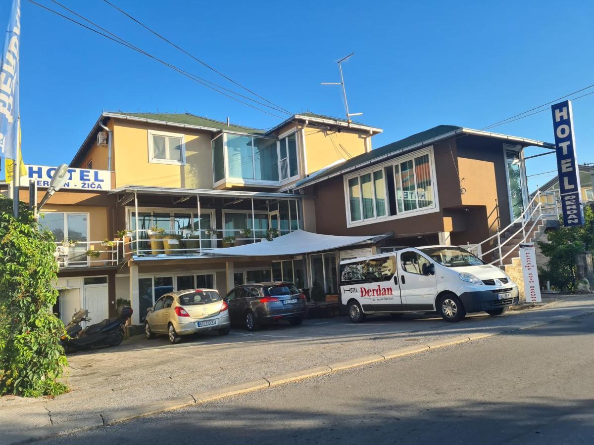 Hotel Djerdan Kraljevo Kültér fotó