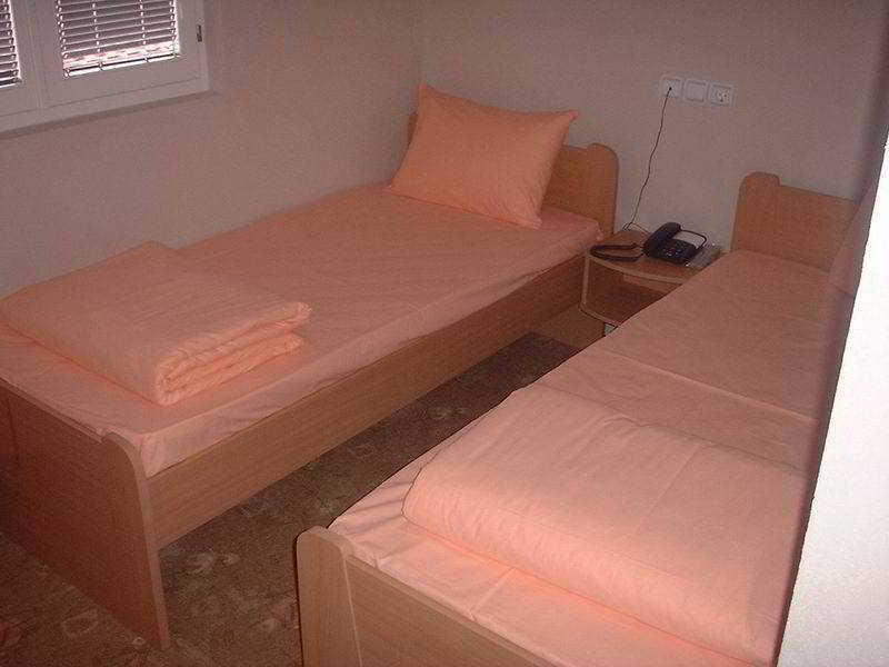 Hotel Djerdan Kraljevo Kültér fotó