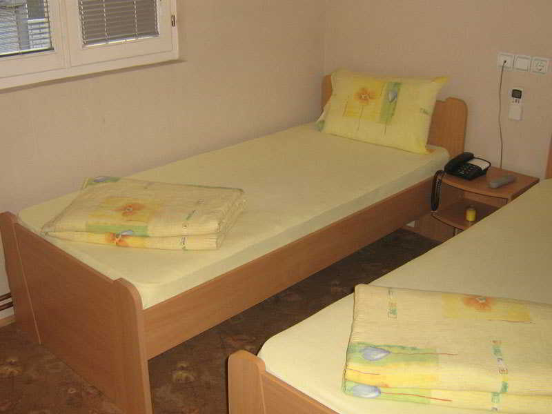 Hotel Djerdan Kraljevo Szoba fotó